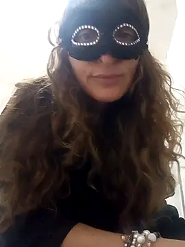 Snapshot of Giorgia13 chatting on November 13, 9:03 pm Giorgia13 online show from November 13, 9:03 pm