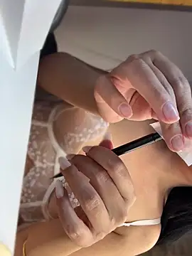 esmerbebek777 online show from April 12, 8:47 pm