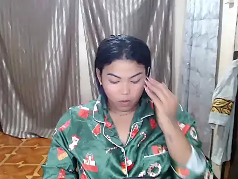 Poppy25 asianhappy online show from August 2, 7:34 pm