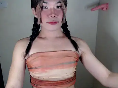 dazzlingcarol online show from February 18, 10:22 am