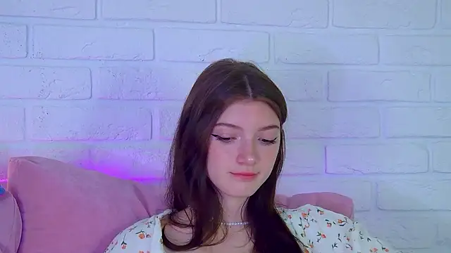 SophiaProve online show from February 20, 4:07 pm