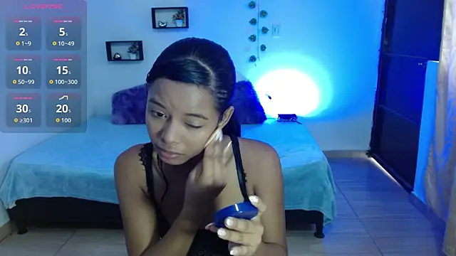 Nikolle sexy online show from January 6, 1:48 pm