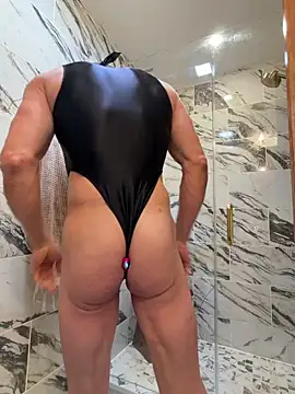 WildFocus online show from April 18, 8:20 pm