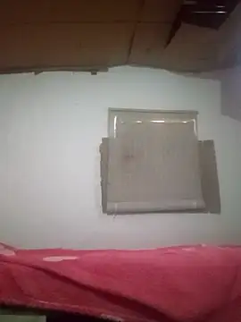 Snapshot of Sol_kissme chatting on November 14, 3:11 pm Sol kissme online show from November 14, 3:11 pm