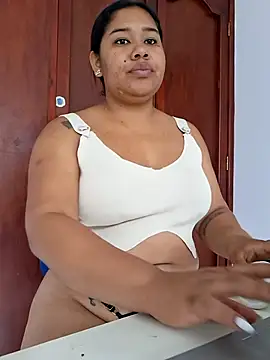 Sarahy- online show from April 11, 1:59 pm