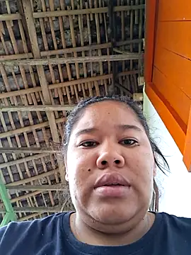 Snapshot of Sarahy- chatting on July 24, 12:58 pm Sarahy- online show from July 24, 12:58 pm