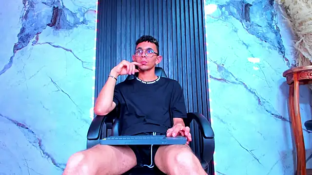 Snapshot of jacck_blaze chatting on November 10, 7:13 pm jacck blaze online show from November 10, 7:13 pm