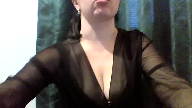 Snapshot of Vitalina282128 chatting on February 13, 2:46 pm Vitalina282128 online show from February 13, 2:46 pm