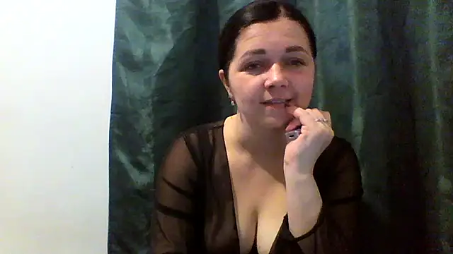 Snapshot of Vitalina282128 chatting on March 3, 12:33 pm Vitalina282128 online show from March 3, 12:33 pm