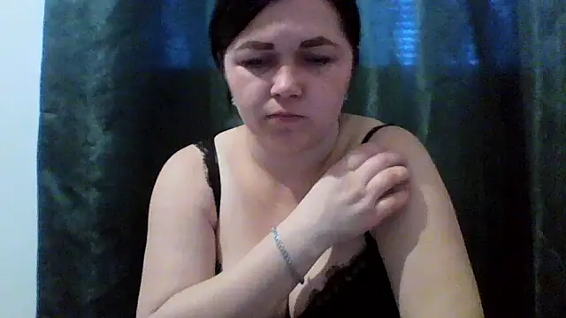 Vitalina282128 online show from April 14, 6:08 am