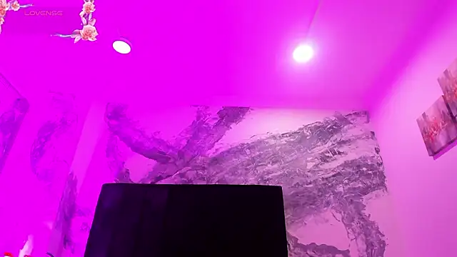 Snapshot of lilithDraven_ chatting on February 2, 4:00 am lilithDraven online show from February 2, 4:00 am