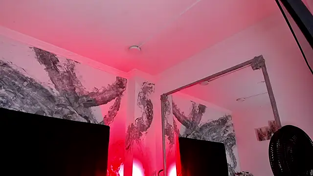 Snapshot of lilithDraven_ chatting on February 16, 3:57 am lilithDraven online show from February 16, 3:57 am