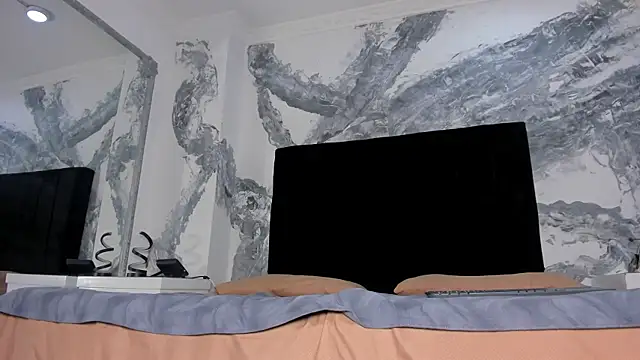 Snapshot of lilithDraven_ chatting on February 20, 3:58 am lilithDraven online show from February 20, 3:58 am