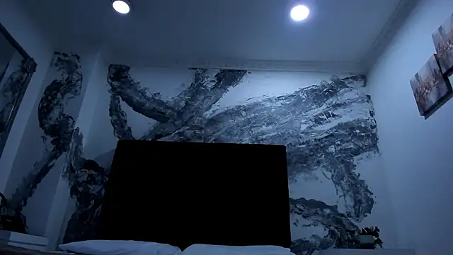 Snapshot of lilithDraven_ chatting on February 21, 3:29 am lilithDraven online show from February 21, 3:29 am