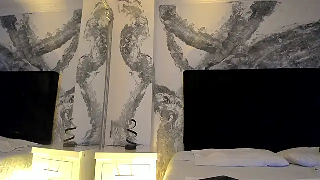 lilithDraven  online show from March 6, 3:58 am