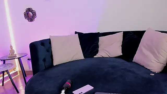 Snapshot of Kimberly__wood chatting on December 16, 10:37 pm Kimberly wood online show from December 16, 10:37 pm