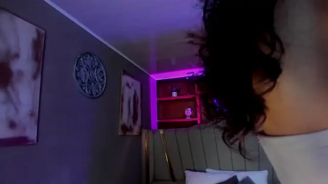 Velvet Dreamss online show from January 8, 12:51 pm