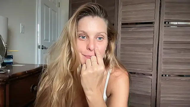 prettylittlekittycat online show from June 25, 10:47 pm