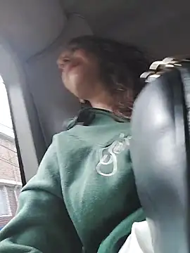 Snapshot of Samantha_curvy1 chatting on November 25, 7:36 pm Samantha curvy1 online show from November 25, 7:36 pm