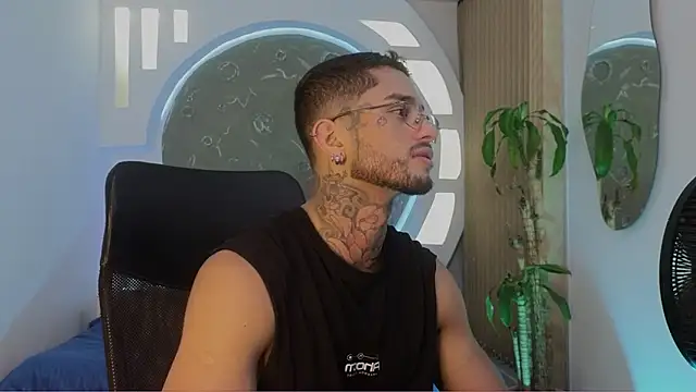 Snapshot of Alanrodgers chatting on March 21, 1:16 pm Alanrodgers online show from March 21, 1:16 pm