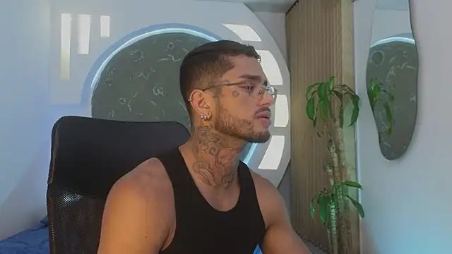 Snapshot of Alanrodgers chatting on March 26, 12:33 pm Alanrodgers online show from March 26, 12:33 pm