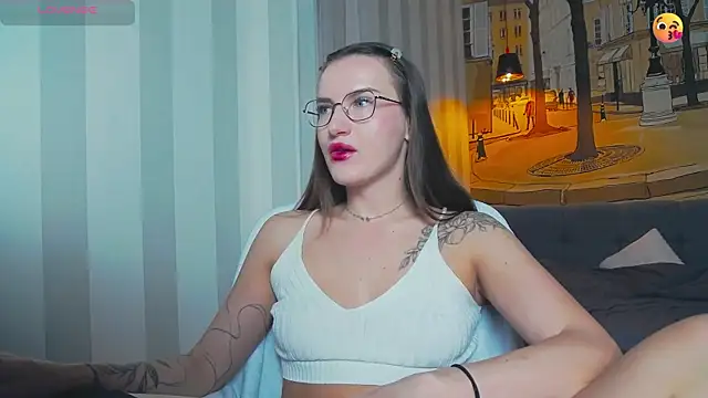 Snapshot of ALICE__ALICE69 chatting on June 14, 8:11 pm ALICE ALICE69 online show from June 14, 8:11 pm