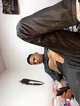 king disaster1 online show from November 12, 1:28 am