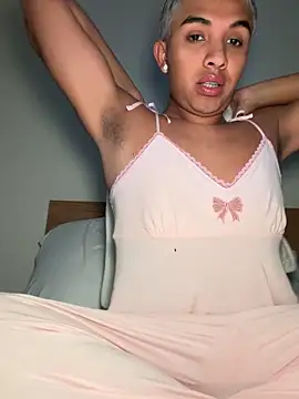 Snapshot of Ashleythelatina chatting on March 2, 12:45 pm Ashleythelatina online show from March 2, 12:45 pm