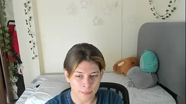 Snapshot of Felix_kitty chatting on November 12, 7:24 pm Felix kitty online show from November 12, 7:24 pm