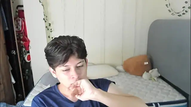 Felix kitty online show from February 22, 7:12 pm