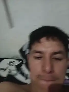Snapshot of blanquito1099 chatting on June 10, 1:39 am blanquito1099 online show from June 10, 1:39 am