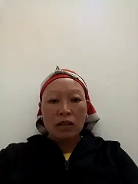 girl-hot2x online show from November 20, 1:44 pm