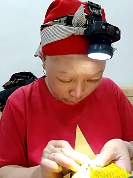 girl-hot2x online show from March 29, 2:17 pm