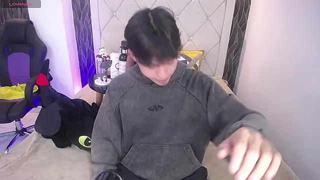 Samu FoXXX online show from November 17, 8:03 pm