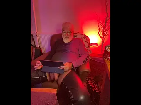 LeatherSdaddy online show from January 6, 5:49 pm