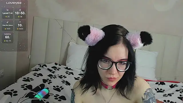 Lina Moony online show from February 3, 2:53 am