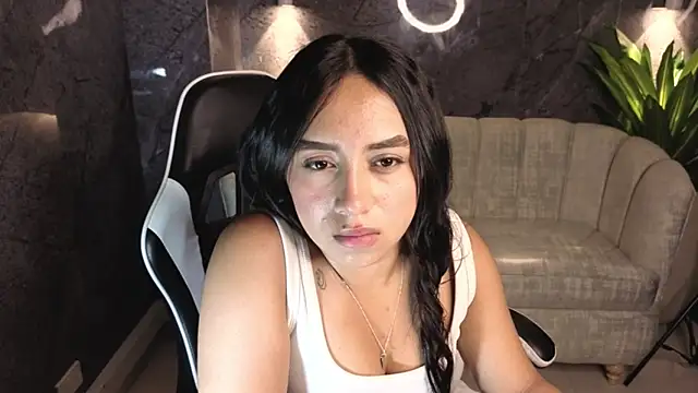 Snapshot of Juliana_Tx chatting on February 12, 3:01 am Juliana Tx online show from February 12, 3:01 am