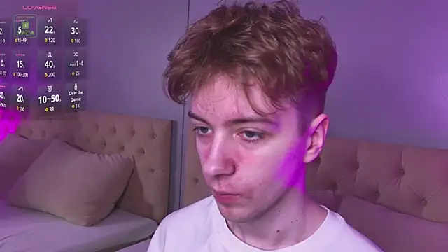 Paul Holt online show from November 25, 8:31 pm