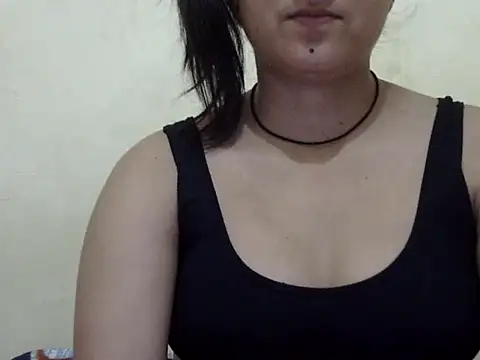 Anika Singh online show from May 28, 4:04 pm