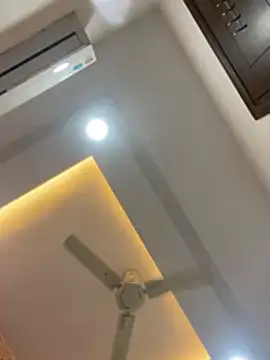 hotyyyyjonny online show from June 28, 4:18 am