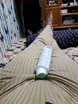 Tota sexi online show from April 4, 9:12 pm