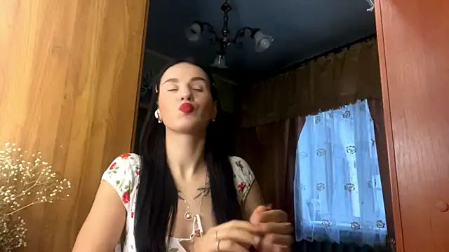 Snapshot of AliciaCapehart chatting on November 23, 6:57 am AliciaCapehart online show from November 23, 6:57 am