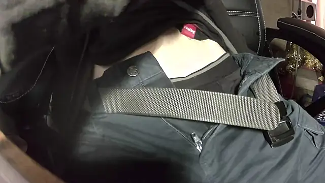 Snapshot of Chrisatmiami chatting on November 27, 2:19 pm Chrisatmiami online show from November 27, 2:19 pm