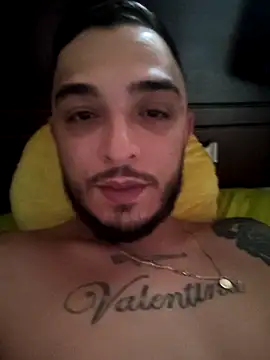 Snapshot of mohamedkarimm chatting on December 16, 2:22 pm mohamedkarimm online show from December 16, 2:22 pm