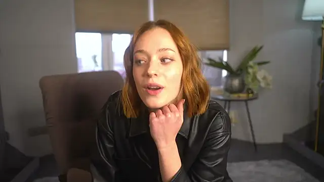 LucreciaAsters online show from November 16, 11:05 am