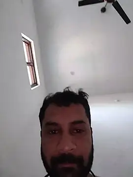 Snapshot of sexyarsh000 chatting on November 13, 6:45 am sexyarsh000 online show from November 13, 6:45 am