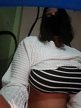 Snapshot of Yamini-X chatting on February 2, 8:46 am Yamini-X online show from February 2, 8:46 am