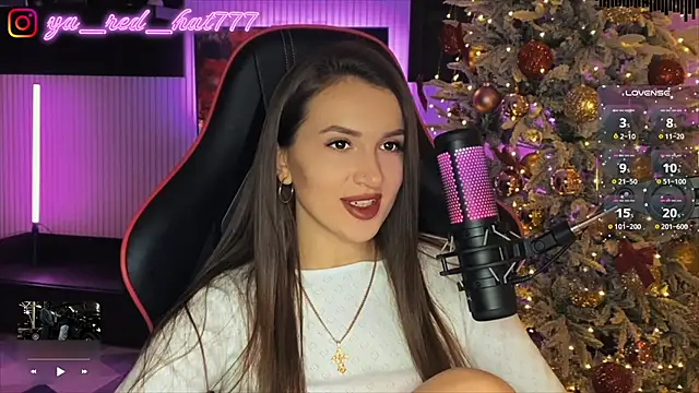 -RED HAT- online show from February 1, 6:06 pm