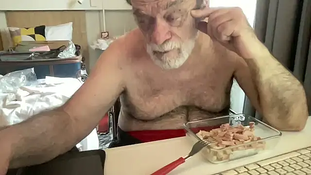 Snapshot of coach-karl chatting on February 6, 12:08 pm coach-karl online show from February 6, 12:08 pm