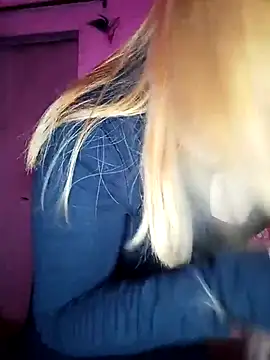 Bunnybush37 online show from August 5, 3:37 pm